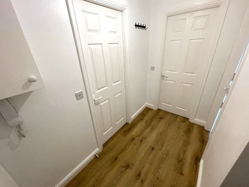 Oliver Lane Great Sutton